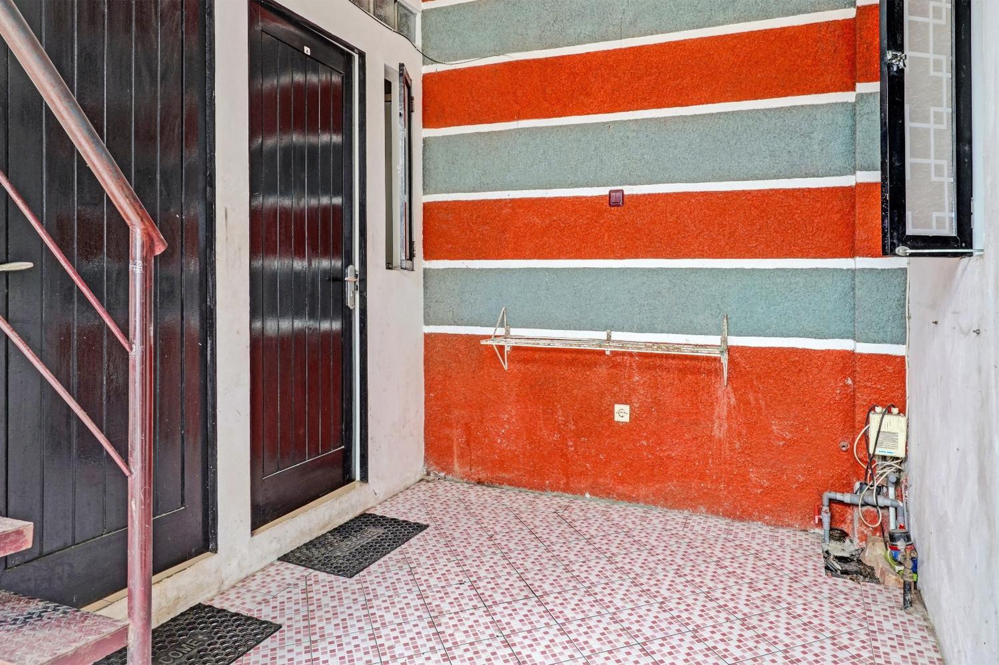 Hotel Spot On 91589 Bunda Syariah Bandung