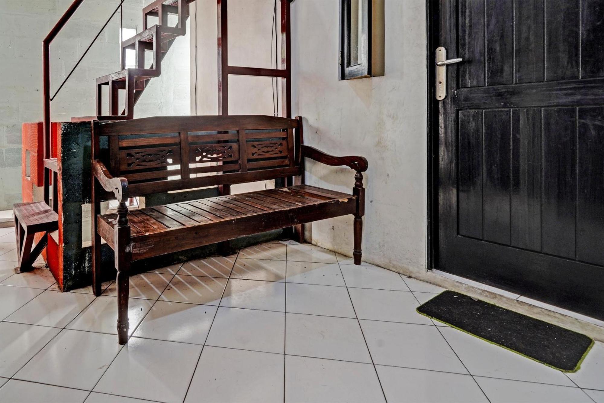 Hotel Spot On 91589 Bunda Syariah Bandung
