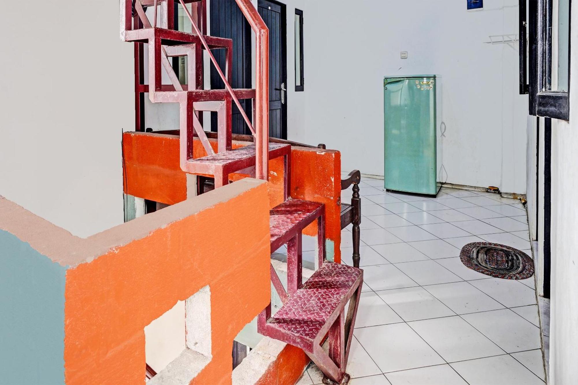 Spot On 91589 Bunda Syariah 2* Bandung